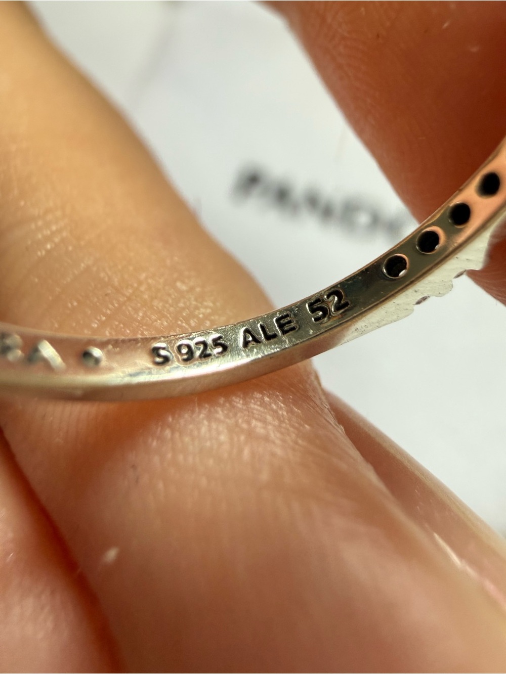 Pandora Elevated Black Heart Ring
Sterling silver size 6 NEW WITHOUT BAG!!!!!!! - Picture 4 of 7